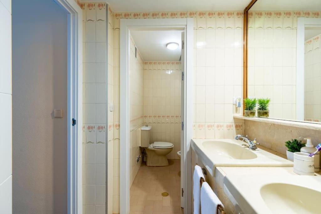 Behouse Sierpes Apartment Sevilla Exterior foto