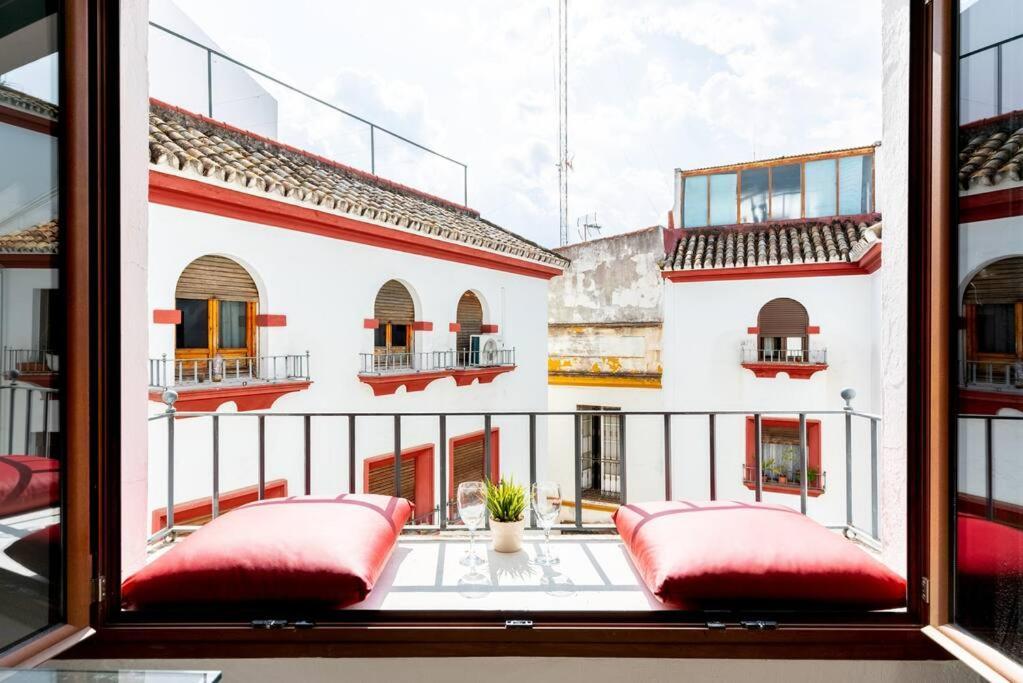 Behouse Sierpes Apartment Sevilla Exterior foto